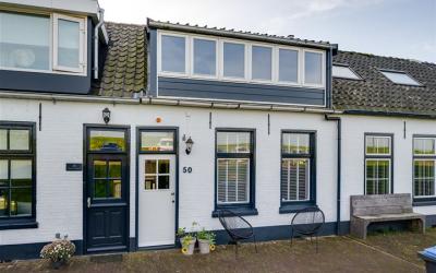 Sleeuwijkse. 50