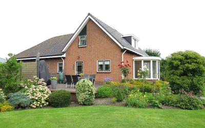 Parallelweg 10