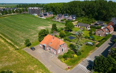 Dorpsstraat 64