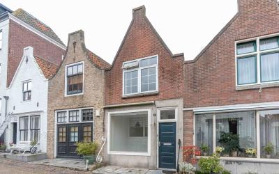 Zevenhuisst. 6