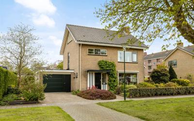 Caustraat 36