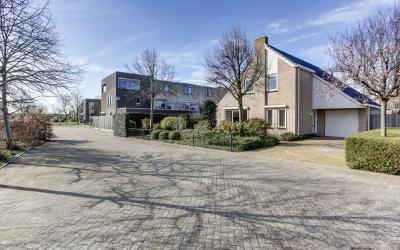 Roerdompstr. 1