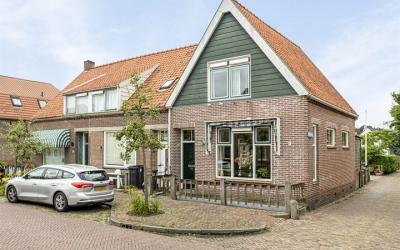 Kerkstraat 8