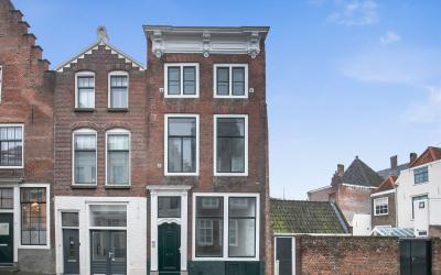 Hoogstraat 10