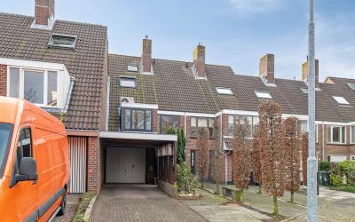 Arie van Dr. 67