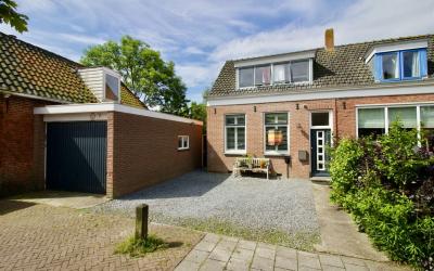 Kerksteeg 1