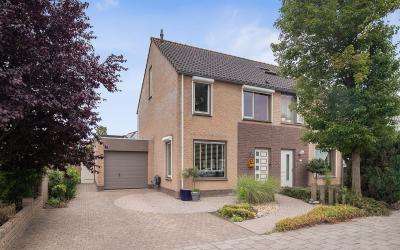Klaverakker 57