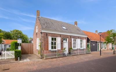 Dorpsstraat 46