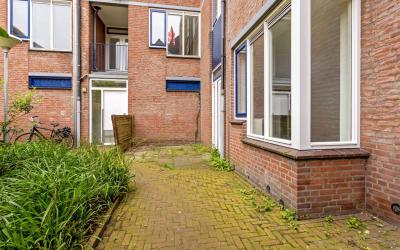 Van Dishoeckstraat 42