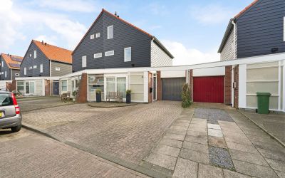 Dwarsstraat 10