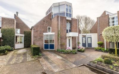 Zuiderbaan 13