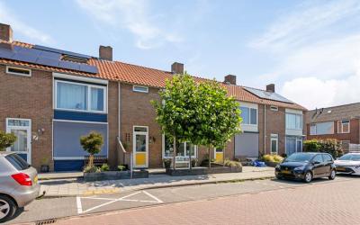 Molenweg 28