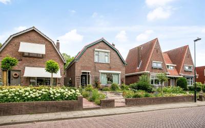 Damstraat 75