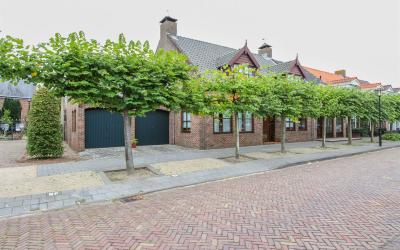 Raadhuisstr. 19