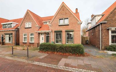 Hoofdstraat 32