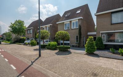 Populierest. 60