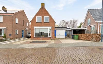 Kerkeboomga. 2