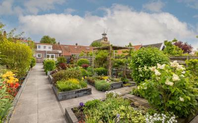 van Tilburg. 28