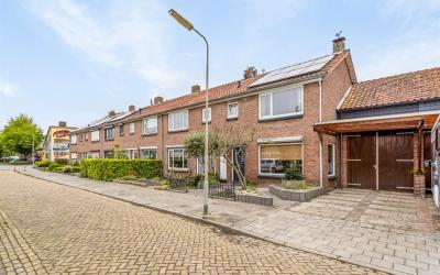 De Graaffst. 83
