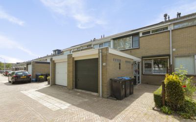 Donkerstraat 56