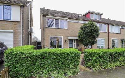 Donkerstraat 68