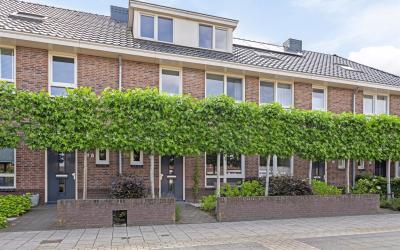 Boudewijn B. 27