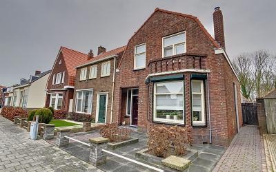 Dorpsstraat 75