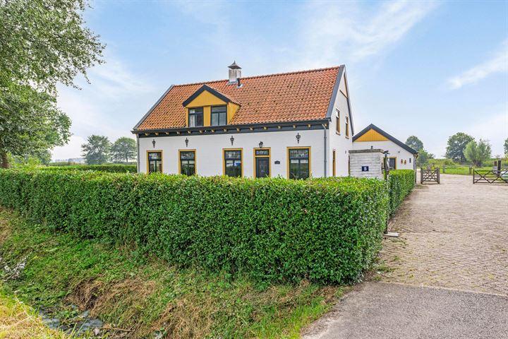 Vrijstaande woning te koop: Isabellaweg 16, Ijzendijke