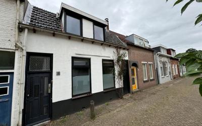 van Bovenstraat 15