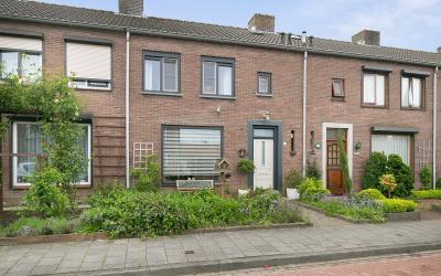 Spoorstraat 67