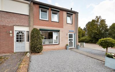 Korenbloemstraat 2