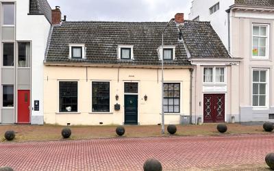 Lange Belli. 4