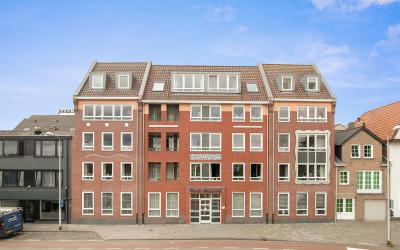 van der Mae. 2-K