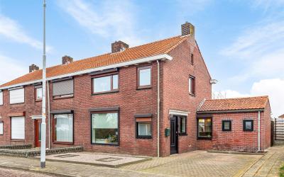 Hulsterloos. 17
