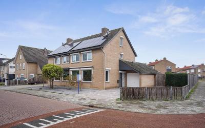 van Middelh. 53
