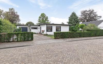 van Middelhovenstraat 36