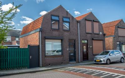 Pieter Paul. 1-A