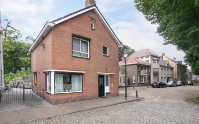 Dorpsplein 5