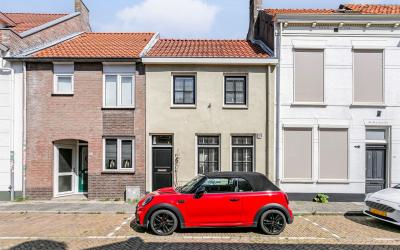 Dubbelstraat 32