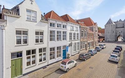 Rijkebuurts. 24