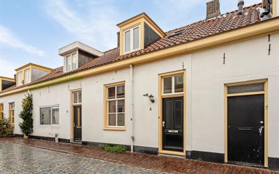 Johannesstr. 4