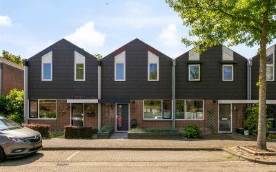 Lambertijne. 97
