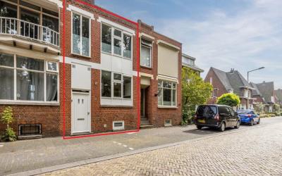 Parallelweg 13