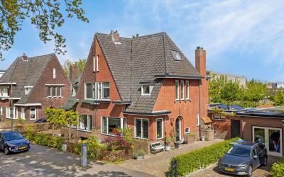 Parallelweg 19