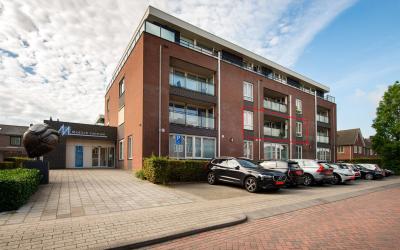 Duinhoefplein 17