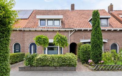 Emmastraat 13