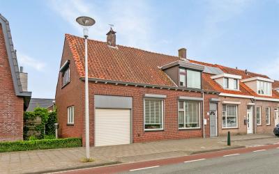 Burgemeester van Loonstraat 60