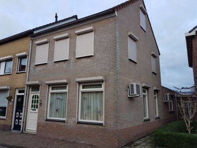 Kerkstraat 13