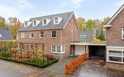 Hof van Eden 4