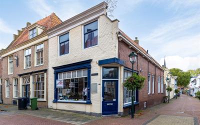 Hoogstraat 2